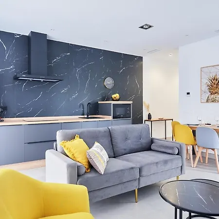 9 Nidos Centrica - Nuevo * Plasencia