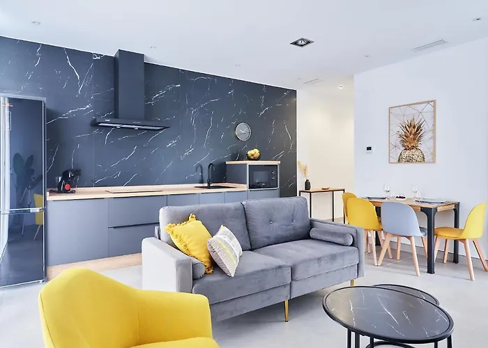 9 Nidos Centrica - Nuevo * Plasencia